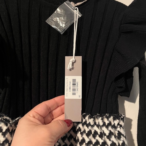 One Child. NWT Body suit for toddler girls in black and white in size 3. NWT - Picture 5 of 10